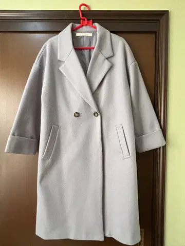 라이트 그레이 체스터 코트