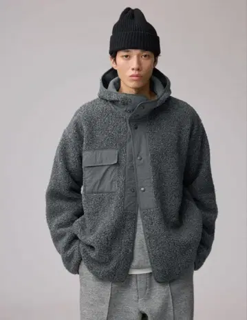 새상품 GU 엔지니어드 가먼츠 보아 플리스 스냅 후드티 L