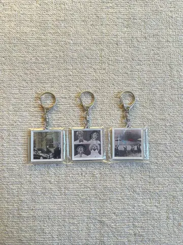 SEKAINOOWARI 자켓 사진 홀로그램 키링