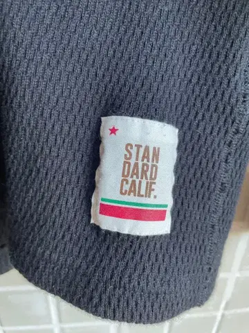 STANDARD CALIFORNHA 롱티 론 헤르만 tmt