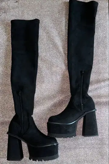 EMODA 스퀘어 핏 롱 부츠 M 사이즈