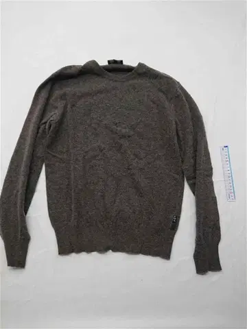 엠포리오 아르마니 크루넥 니트 스웨터 M 사이즈 남성용