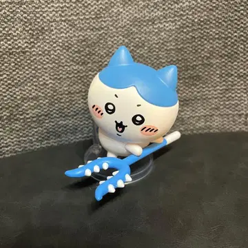 새상품급 치이카와 하치와레 피규어 MINISO 스탠드 포함