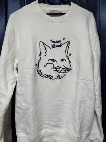 메종 키츠네 고양이 자수 화이트 맨투맨 S