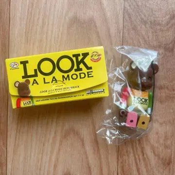 베어브릭 룩 아 라 모드 초콜릿