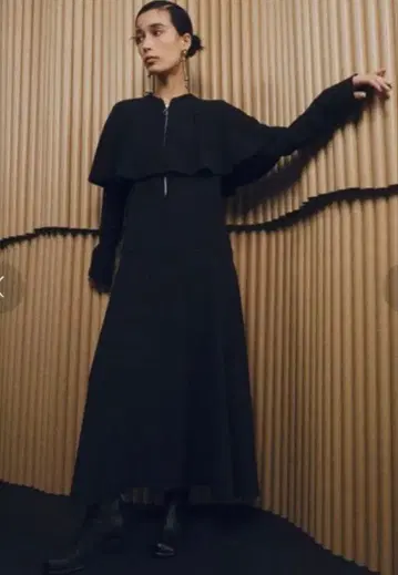 UN3D. 블랙 롱 원피스 사이즈 38