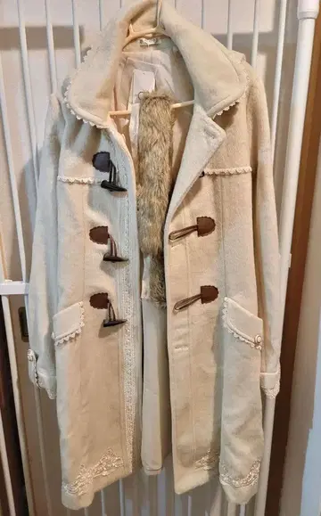 axes femme 울 혼방 더플 코트