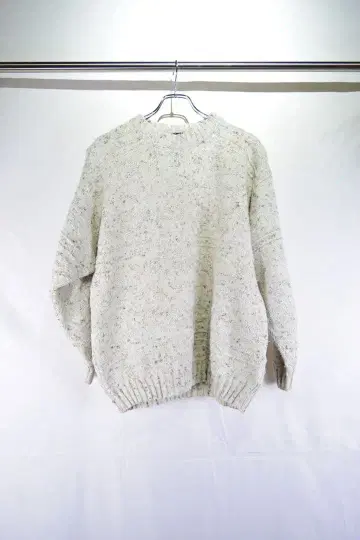 구제 의류 유로 화이트 울 니트 스웨터 유럽 구제 의류 빈티지