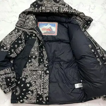 퍼스트다운 남성용 두꺼운 다운 자켓 페이즐리 올 패턴 울트라 웜 절개 L