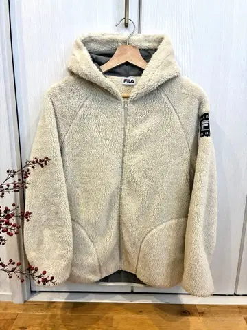 FILA 플리스 자켓 후드 부착 크림