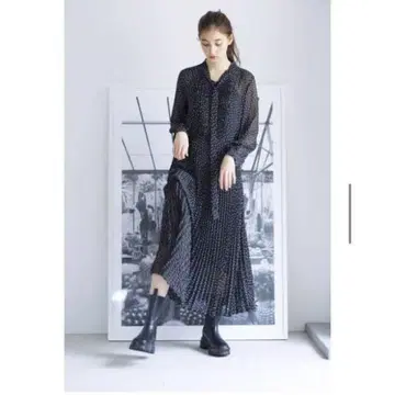 SNIDEL 보타이 도트 시어 원피스 다나카 미나미 신키 유코 착용