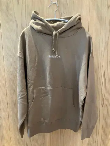 MILKFED. 로고 빅 후드 맨투맨