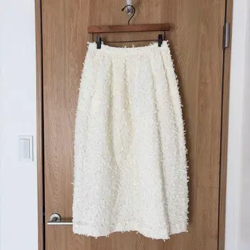 2025년 새상품 비어즐리 트위드 스커트