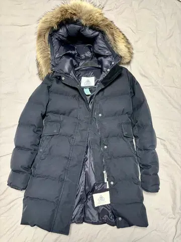 피레넥스 다운 자켓 퍼 포함