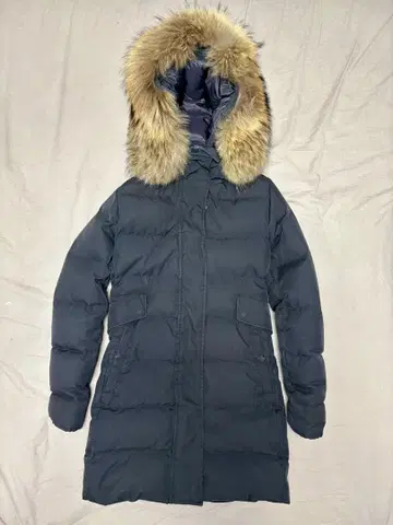 피레넥스 다운 자켓 퍼 포함