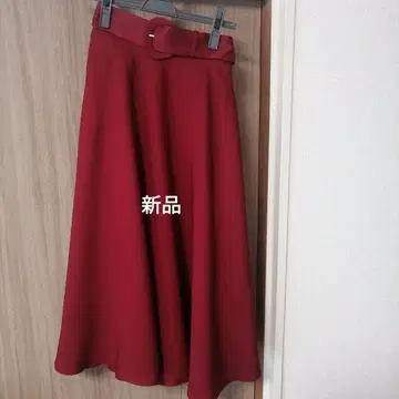 새상품 핀 플레어 스커트 벨트 포함