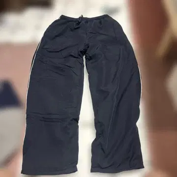 새상품. 보아 안감 블랙 사이드 라인 와이드 팬츠