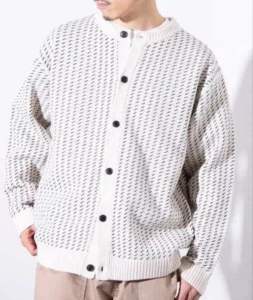 [ 새상품급 ] Gloster 버즈아이 패턴 쿨넥 니트 가디건