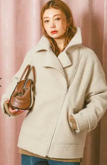 베이플로우 이번 시즌 라이더스 코트