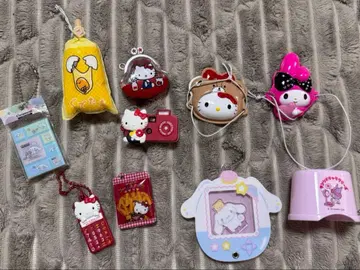 산리오 캡슐 토이&키링 10종 판매