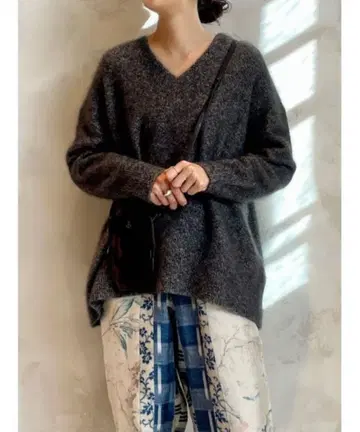 비어즐리 라쿤 혼방 V 풀오버