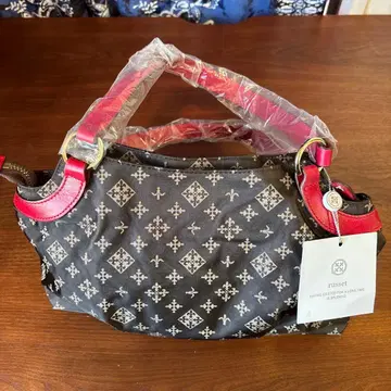 russet 숄더백 블랙/빨간색