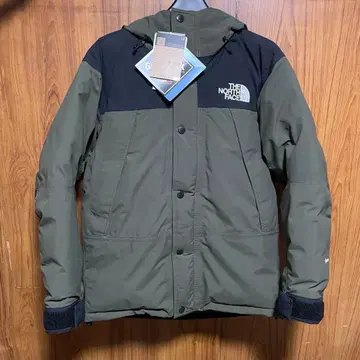 THE NORTH FACE 마운틴 다운 자켓 뉴토프 S 사이즈