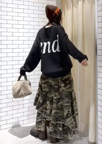 로데오 크라운 랜덤 캉캉 스커트