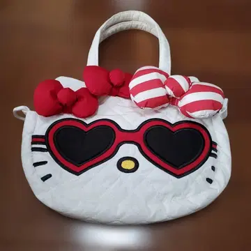 산리오 키티 콜라보 백