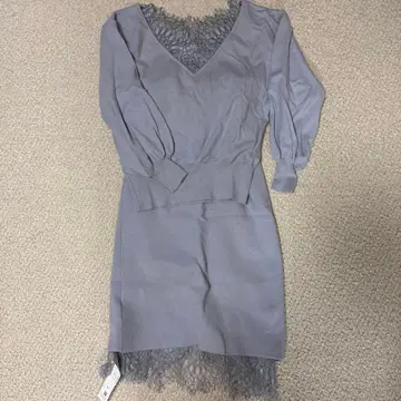 라벤더 색 V넥 니트 원피스 S