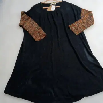 soulberry 원피스 ( 멀티 컬러 소매 )