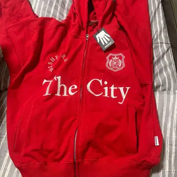 The City 레드 집업 후드티