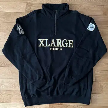 XLARGE 블랙 맨투맨