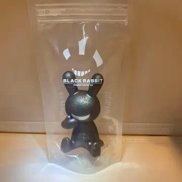블랙 토끼 녹