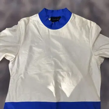 FOTUS(페토우스) 하이넥 긴팔 티셔츠