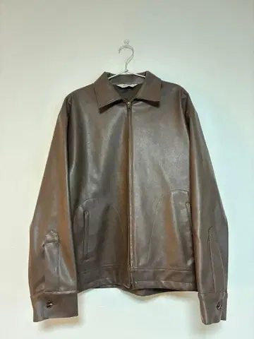 브라운 가죽 자켓