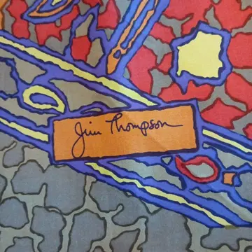 짐 톰슨 실크 스카프