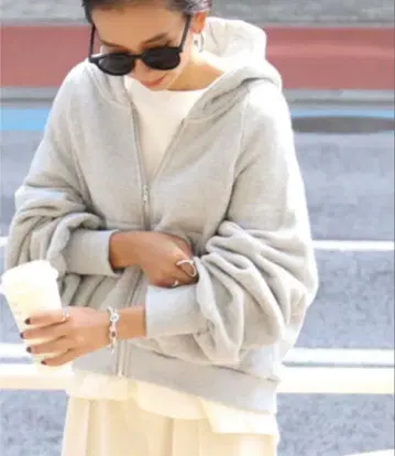 coca 볼륨 슬리브 후드티