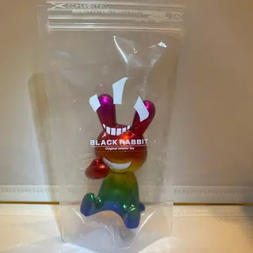 블랙 토끼 레인보우 메탈릭