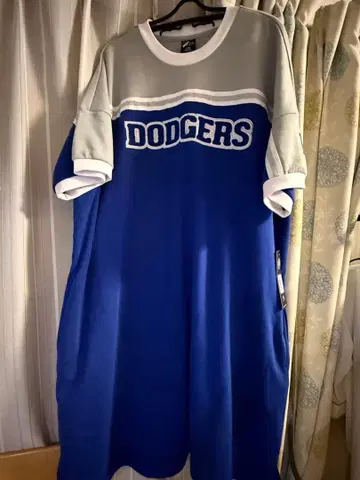 MLB 다저스 원피스 파자마! L 사이즈 정품!