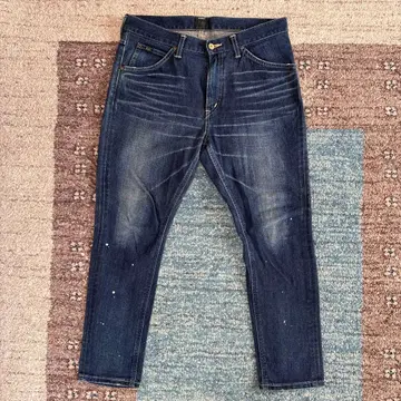 리 데미지 가공 슬림핏 데님 팬츠 32인치