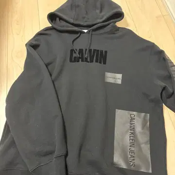 16일까지의 한정 가격!! 새상품급 Calvin Klein 후드티