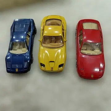 Bburago 페라리 미니카 1/43 3대 세트