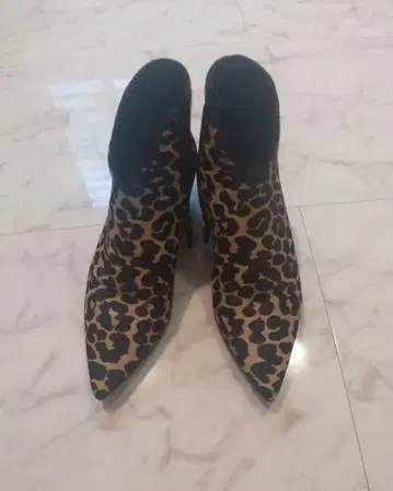 브루노프레미 레오파드 무늬 스틸레토 부티