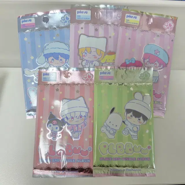 플레이브 플뿌 미개봉 포카앨범 5장 세트 양도