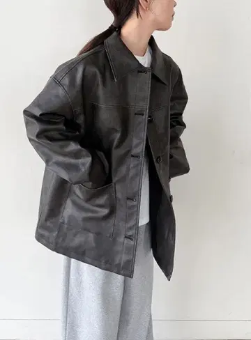 셀렉 모카 스텐칼라 페이크 가죽 자켓 [ by SON ]