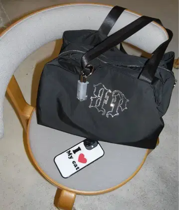 시즈니룩 모노톤 한국 갸루 토트백