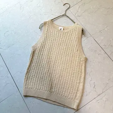 6 ROKU 코튼 테이프 노 슬리브 탑 니트