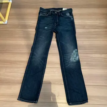 데미지 가공 스트레이트 청바지 다크 블루