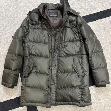 [ 새상품급 ] Premium Down 올리브색 다운 자켓 M